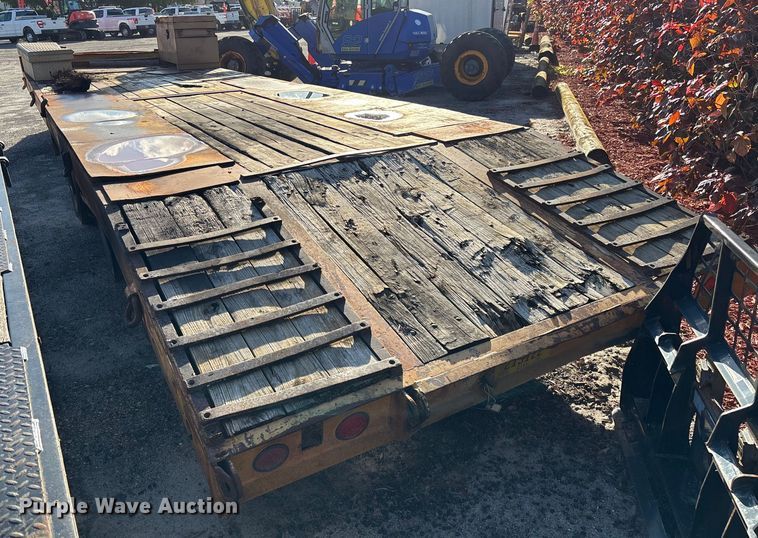 image for item DU2619 2002 Custom Trailer equipment trailer