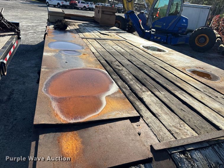 image for item DU2619 2002 Custom Trailer equipment trailer