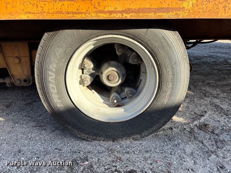 image for item DU2619 2002 Custom Trailer equipment trailer