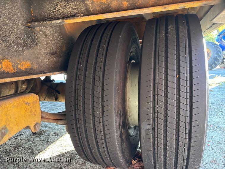 image for item DU2619 2002 Custom Trailer equipment trailer