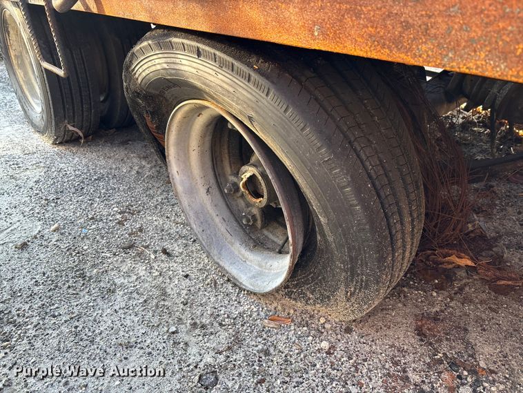 image for item DU2619 2002 Custom Trailer equipment trailer