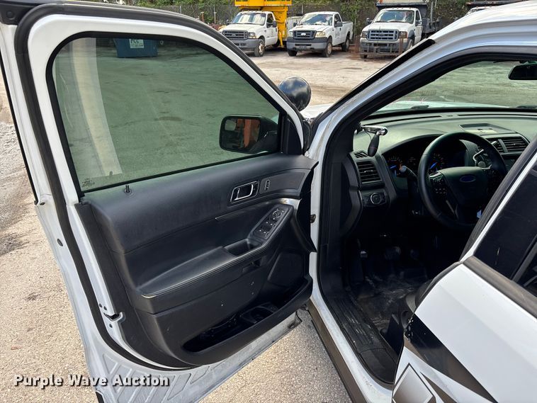 image for item DU2620 2016 Ford Explorer Police Interceptor SUV