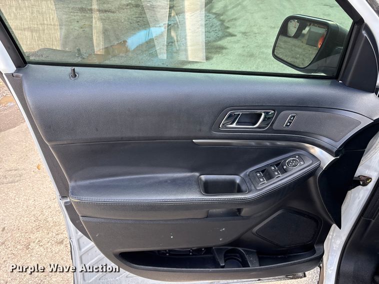 image for item DU2620 2016 Ford Explorer Police Interceptor SUV