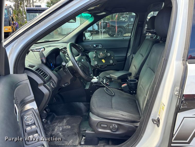 image for item DU2620 2016 Ford Explorer Police Interceptor SUV