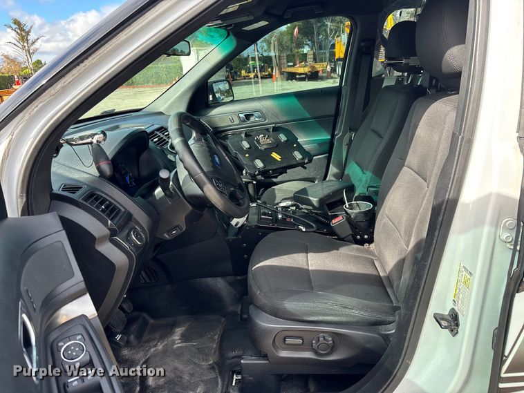 image for item DU2620 2016 Ford Explorer Police Interceptor SUV