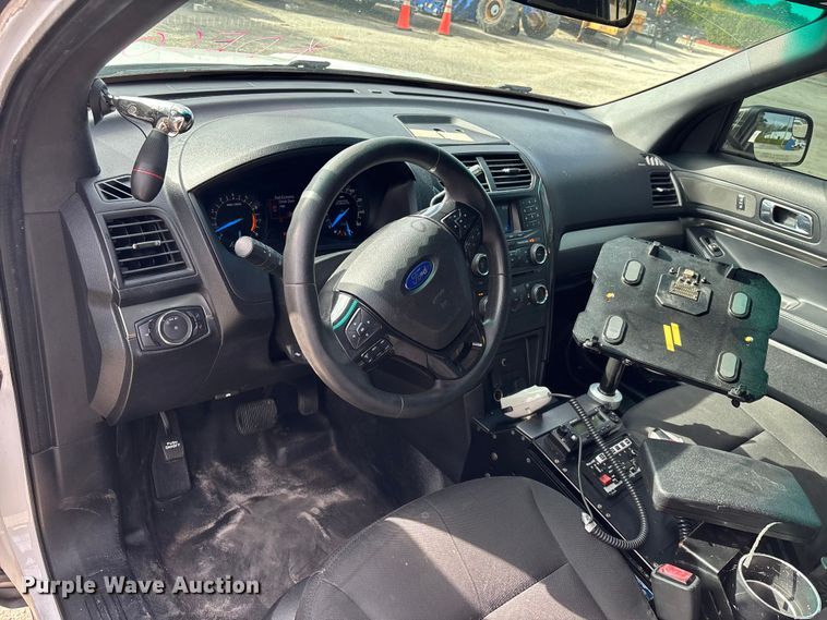 image for item DU2620 2016 Ford Explorer Police Interceptor SUV