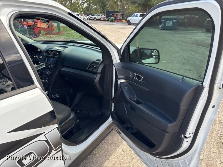 image for item DU2620 2016 Ford Explorer Police Interceptor SUV