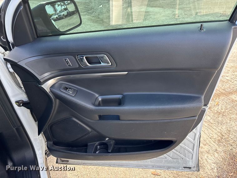 image for item DU2620 2016 Ford Explorer Police Interceptor SUV