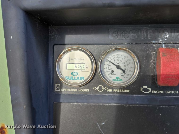 image for item DU2621 Sullair 185 air compressor