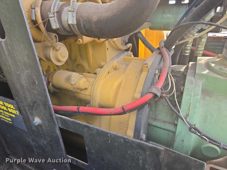 image for item DU2621 Sullair 185 air compressor