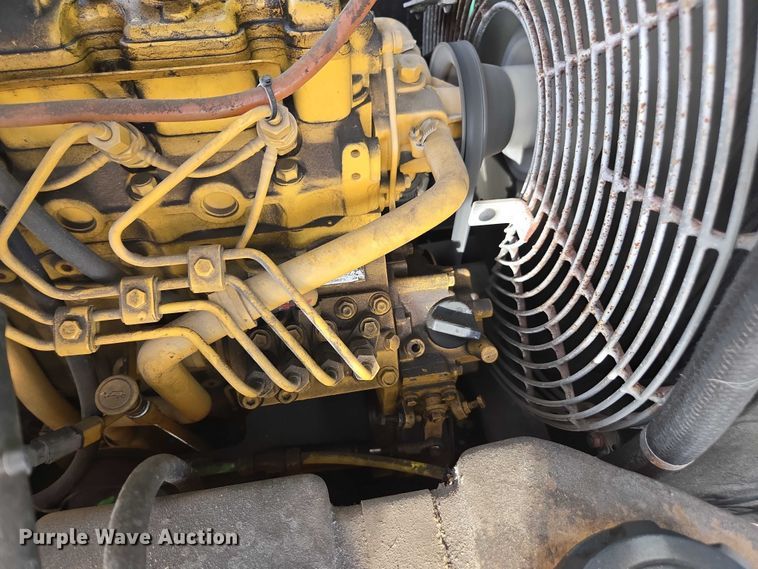 image for item DU2621 Sullair 185 air compressor