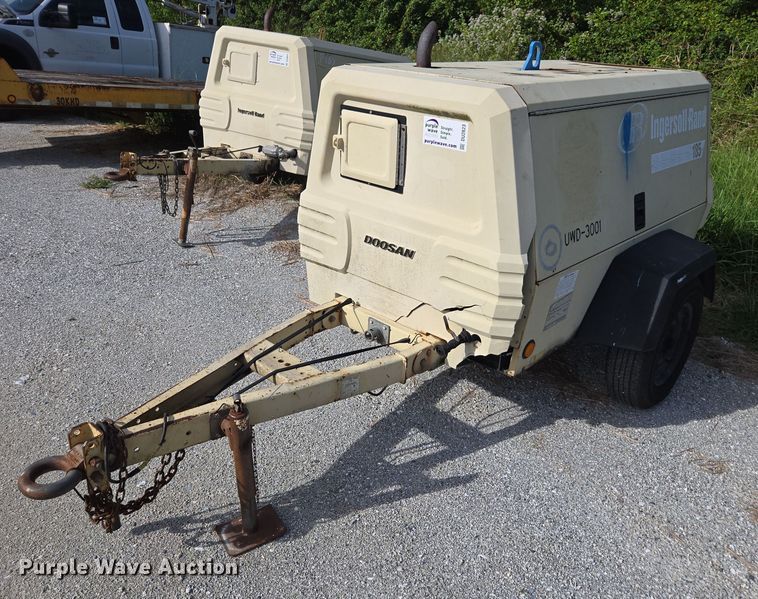 image for item DU2623 2004 Ingersol Rand P185WIR air compressor