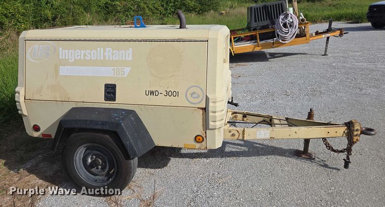image for item DU2623 2004 Ingersol Rand P185WIR air compressor