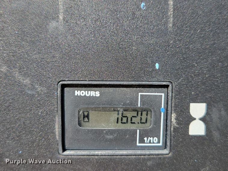 image for item DU2623 2004 Ingersol Rand P185WIR air compressor