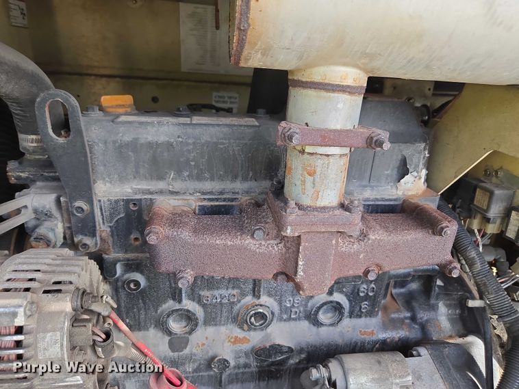 image for item DU2623 2004 Ingersol Rand P185WIR air compressor