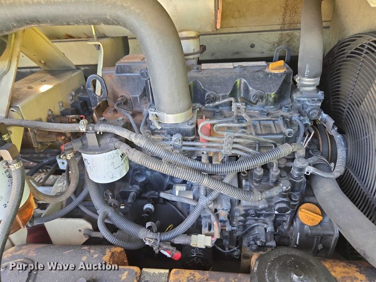 image for item DU2623 2004 Ingersol Rand P185WIR air compressor