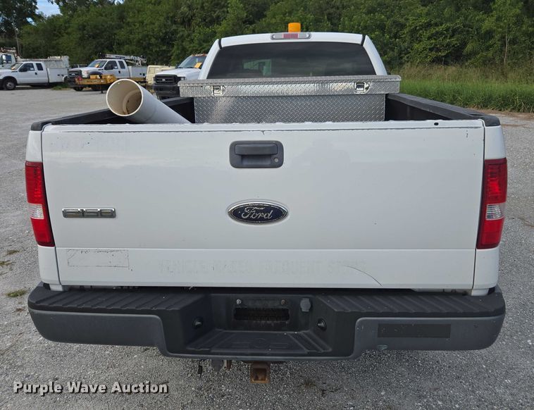 image for item DU2630 2005 Ford F150 XL Ext. Cab pickup truck