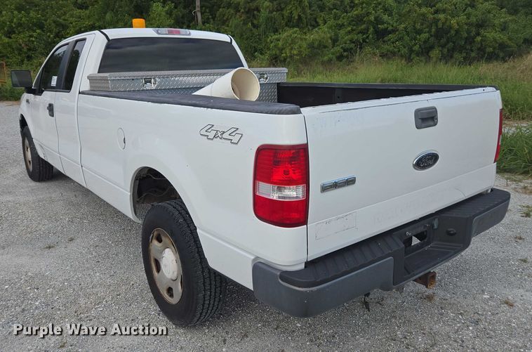 image for item DU2630 2005 Ford F150 XL Ext. Cab pickup truck