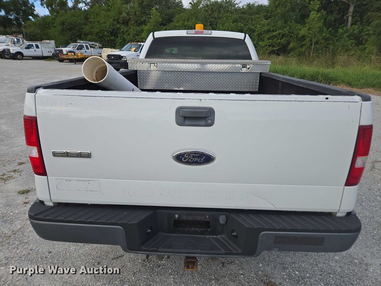 image for item DU2630 2005 Ford F150 XL Ext. Cab pickup truck