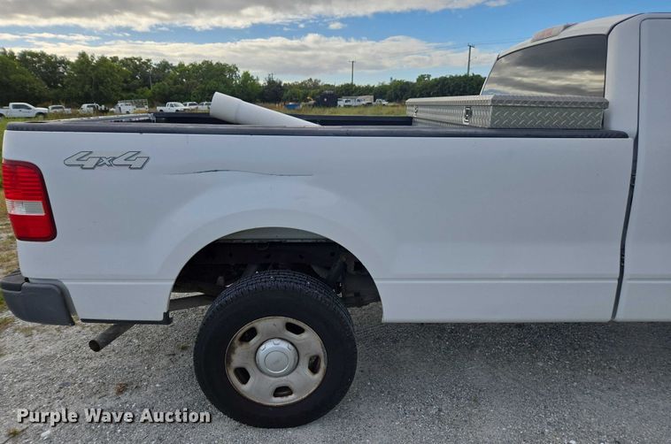 image for item DU2630 2005 Ford F150 XL Ext. Cab pickup truck