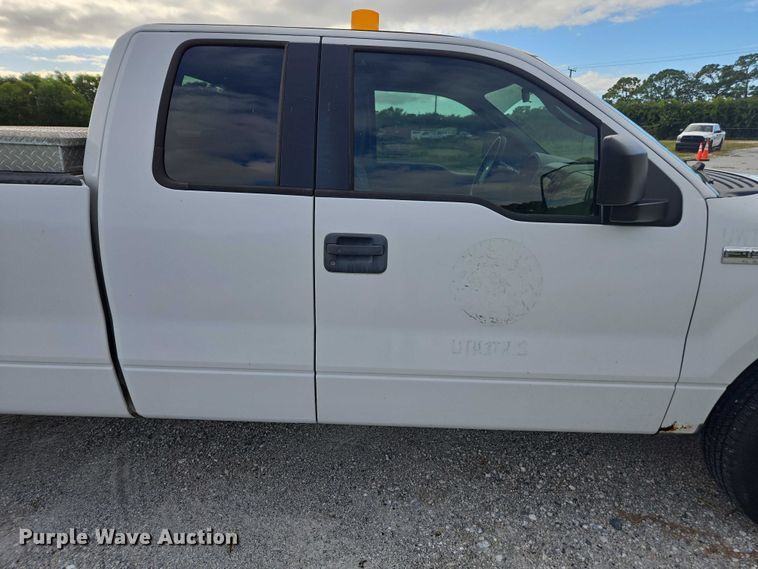 image for item DU2630 2005 Ford F150 XL Ext. Cab pickup truck