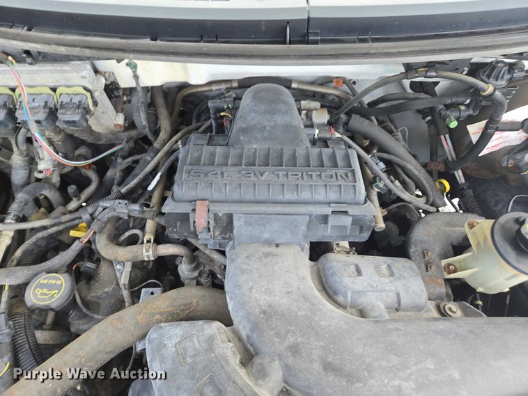 image for item DU2630 2005 Ford F150 XL Ext. Cab pickup truck