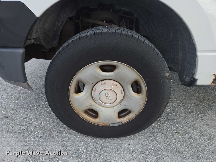 image for item DU2630 2005 Ford F150 XL Ext. Cab pickup truck