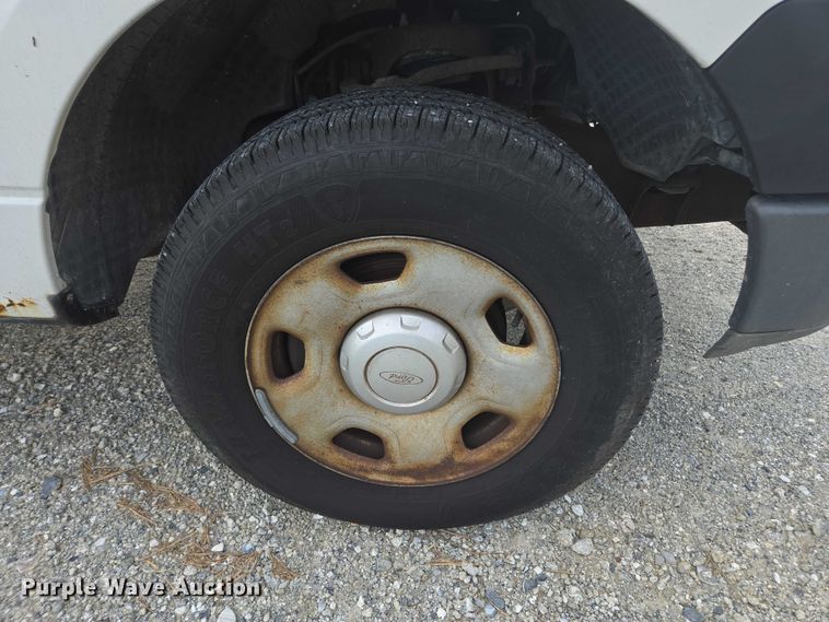 image for item DU2630 2005 Ford F150 XL Ext. Cab pickup truck