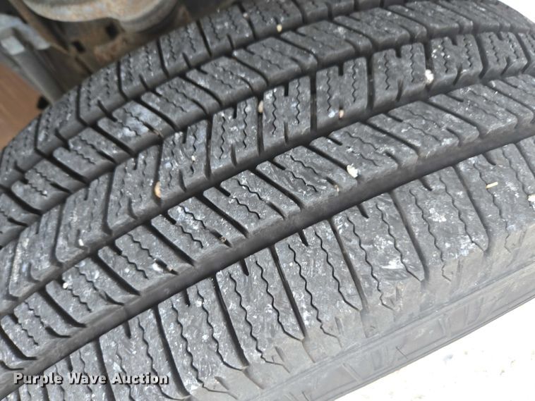 image for item DU2630 2005 Ford F150 XL Ext. Cab pickup truck