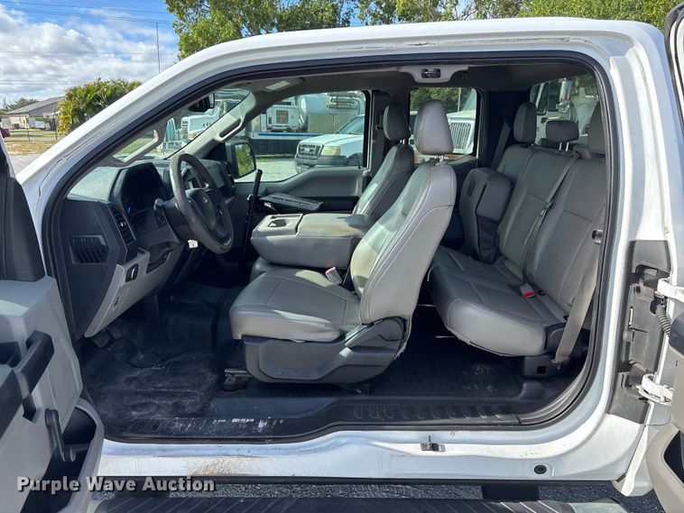 image for item DU2631 2015 Ford F150 XL pickup truck