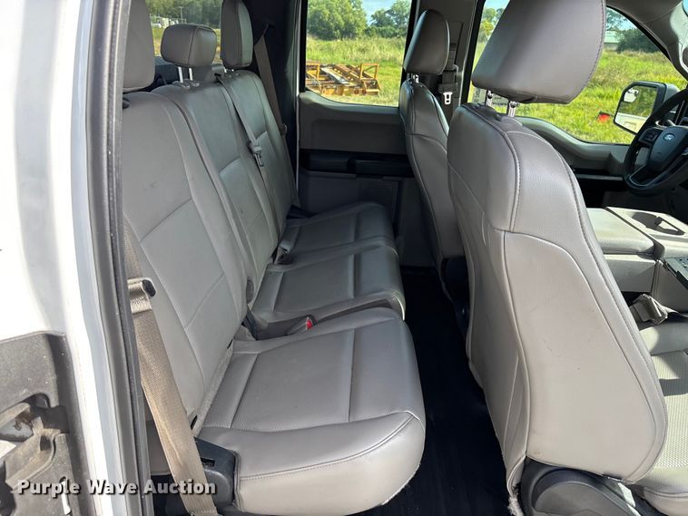 image for item DU2631 2015 Ford F150 XL pickup truck