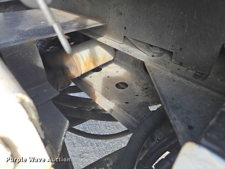 image for item DU2633 2007 Sterling Truck L7500 Series sewer jetter truck