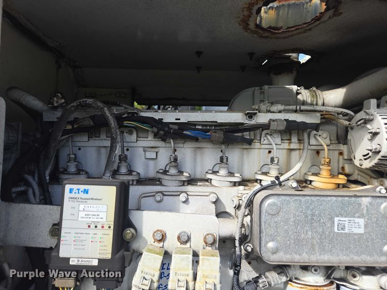 image for item DU2633 2007 Sterling Truck L7500 Series sewer jetter truck