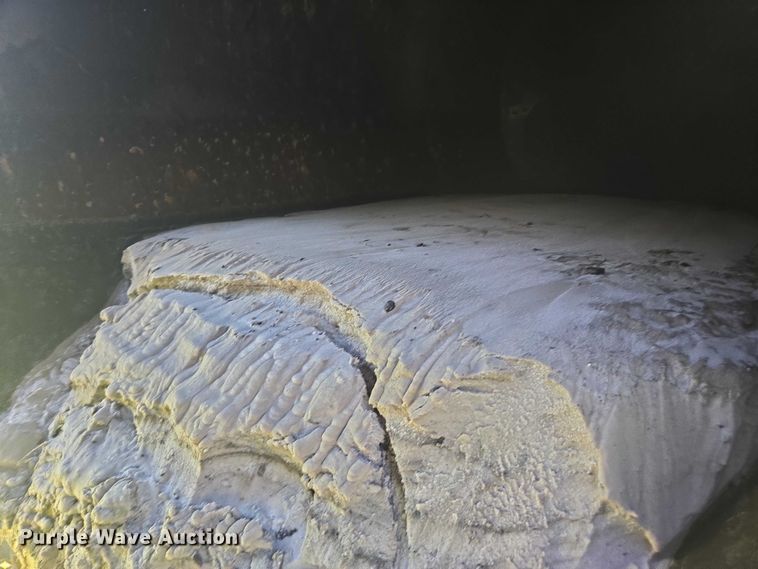 image for item DU2633 2007 Sterling Truck L7500 Series sewer jetter truck