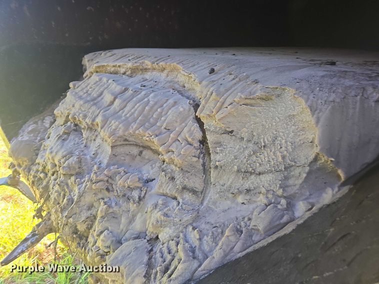 image for item DU2633 2007 Sterling Truck L7500 Series sewer jetter truck