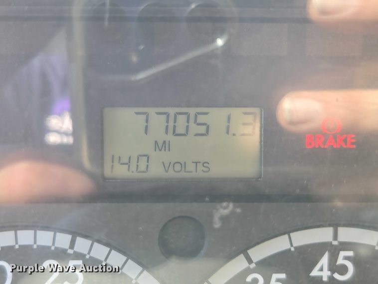 image for item DU2633 2007 Sterling Truck L7500 Series sewer jetter truck