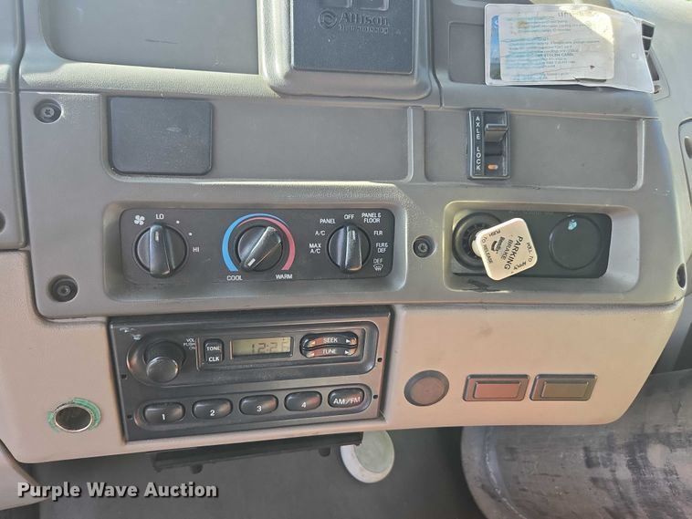 image for item DU2633 2007 Sterling Truck L7500 Series sewer jetter truck