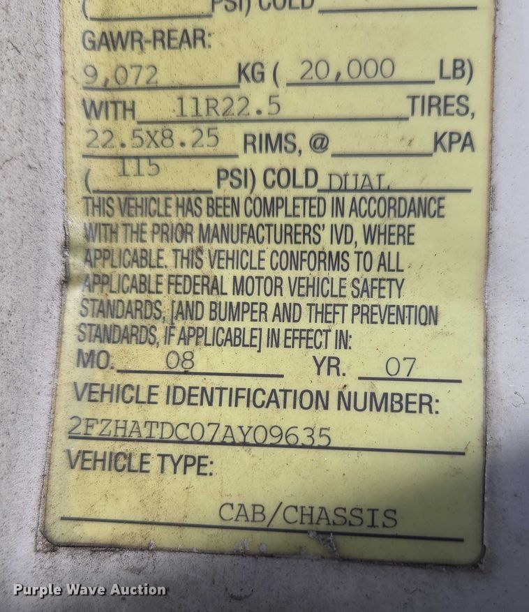 image for item DU2633 2007 Sterling Truck L7500 Series sewer jetter truck