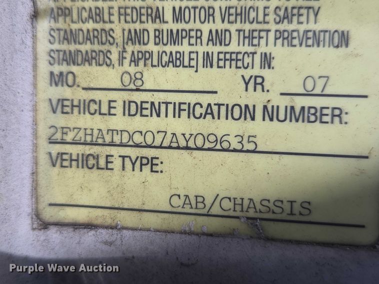 image for item DU2633 2007 Sterling Truck L7500 Series sewer jetter truck