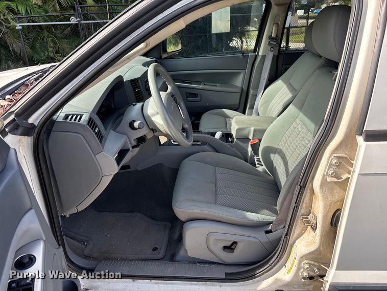 image for item DU2635 2005 Jeep Grand Cherokee SUV