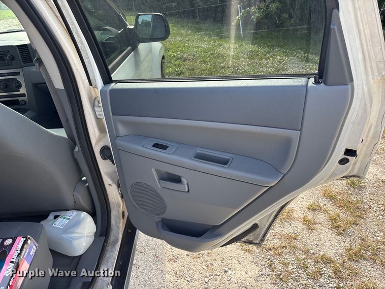 image for item DU2635 2005 Jeep Grand Cherokee SUV