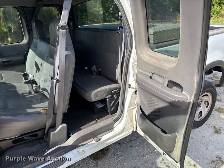 image for item DU2637 2003 Ford F150 XL 