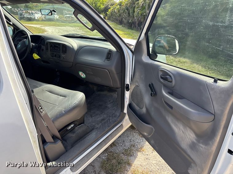 image for item DU2637 2003 Ford F150 XL 