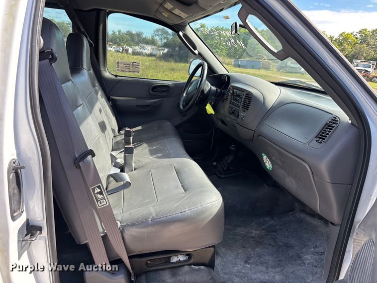 image for item DU2637 2003 Ford F150 XL 