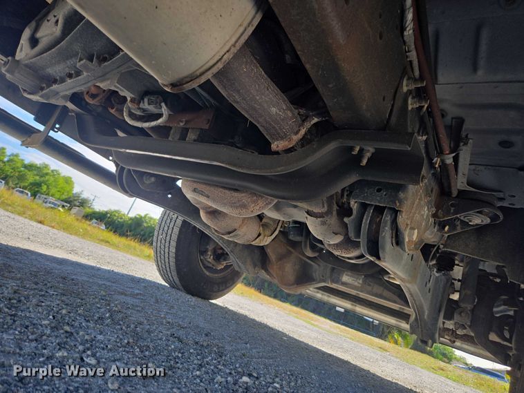 image for item DU2638 2015 Ford F250 Super Duty XL Ext. Cab utility bed pickup truck