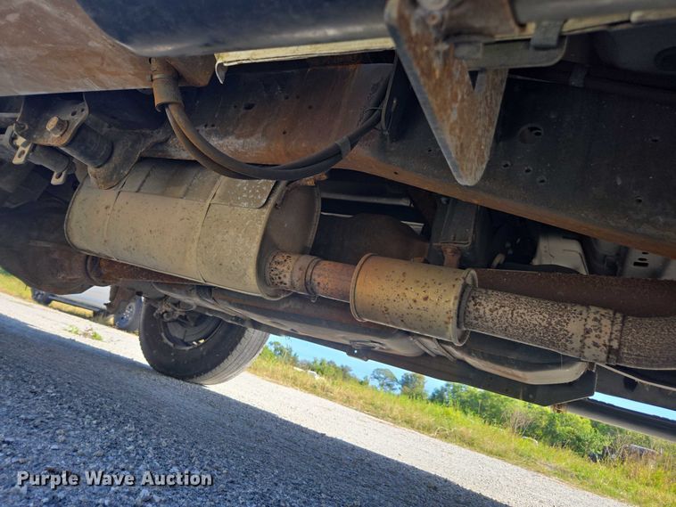 image for item DU2638 2015 Ford F250 Super Duty XL Ext. Cab utility bed pickup truck