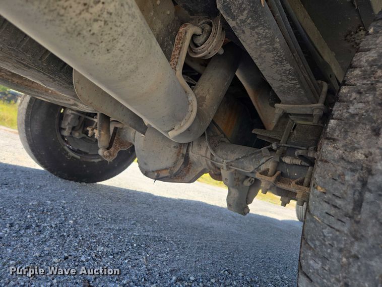 image for item DU2638 2015 Ford F250 Super Duty XL Ext. Cab utility bed pickup truck