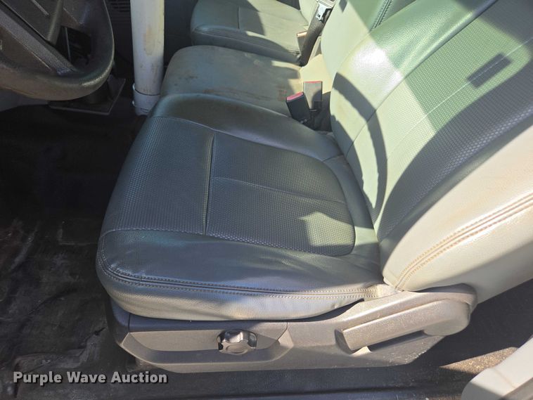 image for item DU2638 2015 Ford F250 Super Duty XL Ext. Cab utility bed pickup truck