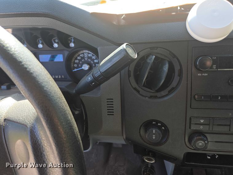 image for item DU2638 2015 Ford F250 Super Duty XL Ext. Cab utility bed pickup truck