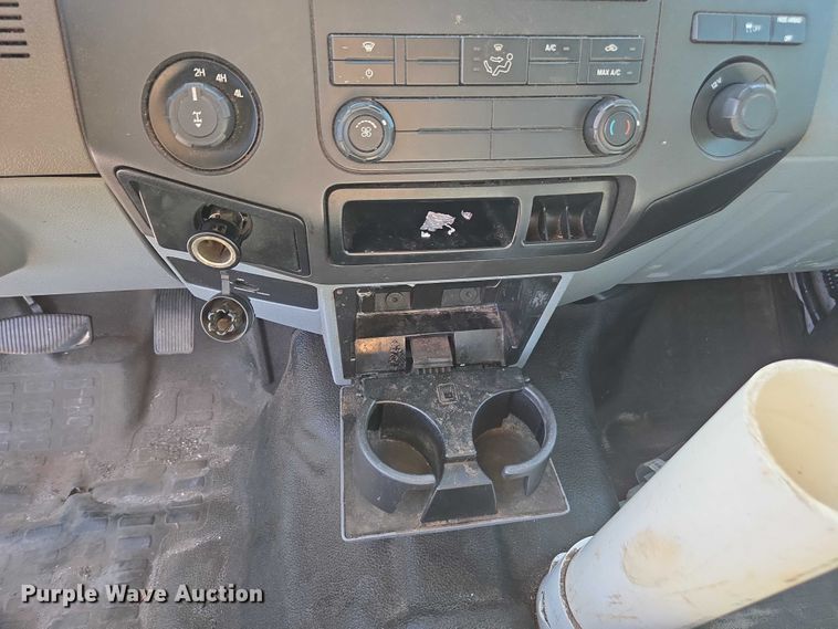 image for item DU2638 2015 Ford F250 Super Duty XL Ext. Cab utility bed pickup truck